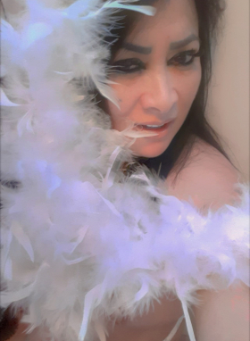 Crystal - Bild 7 von 9