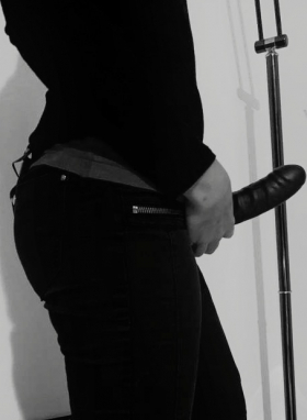 Domina LadyLatina - Bild 4 von 4