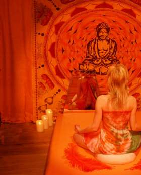 Shakti Oli Tantra Göttin  - Bild 2 von 3