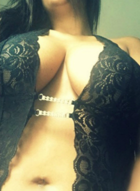 ELENA - Bild 1 von 3