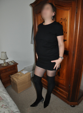 Strapsenliebhaberin privat - Bild 7 von 14