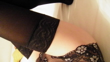 Nicol - Bild 1 von 2