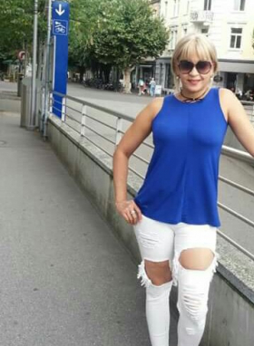 ANALGEILE ZORA in DERENDINGEN - Bild 1 von 3