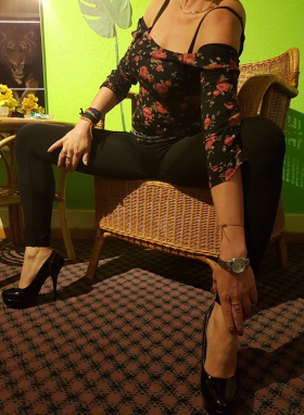 Enja(33)-Sexy Body - Bild 2 von 3