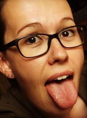 Sklavin Andrea - Bild 2 von 3