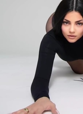 Neu! Raissa - Bild 1 von 5