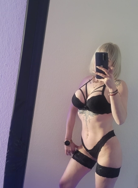 Micaela - Bild 2 von 4