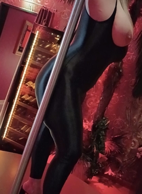 Alina - Bild 1 von 4