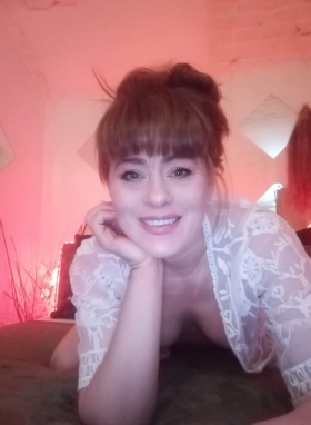 Julia - Bild 4 von 4